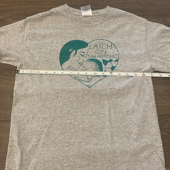 Adult Latch On San Antonio Short Sleeve Tee, Size Small - Picture 3 of 5